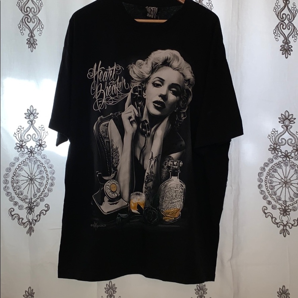 Men DGA T-shirt